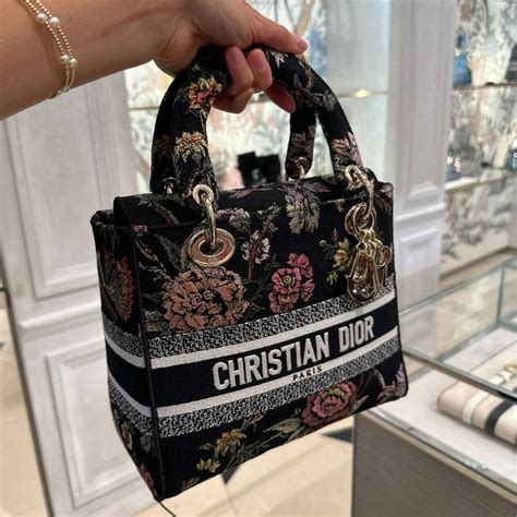 cheap dior bags online|cheapest dior bag price.